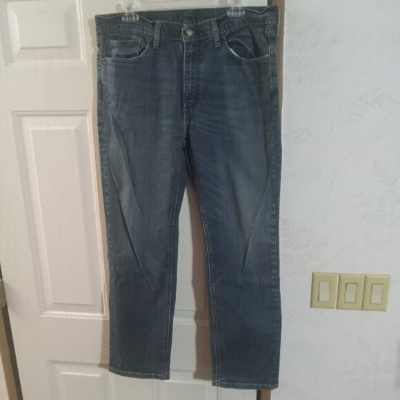 Levi's Men's 541 Straight Leg Denim Jeans - Picture 4 of 7